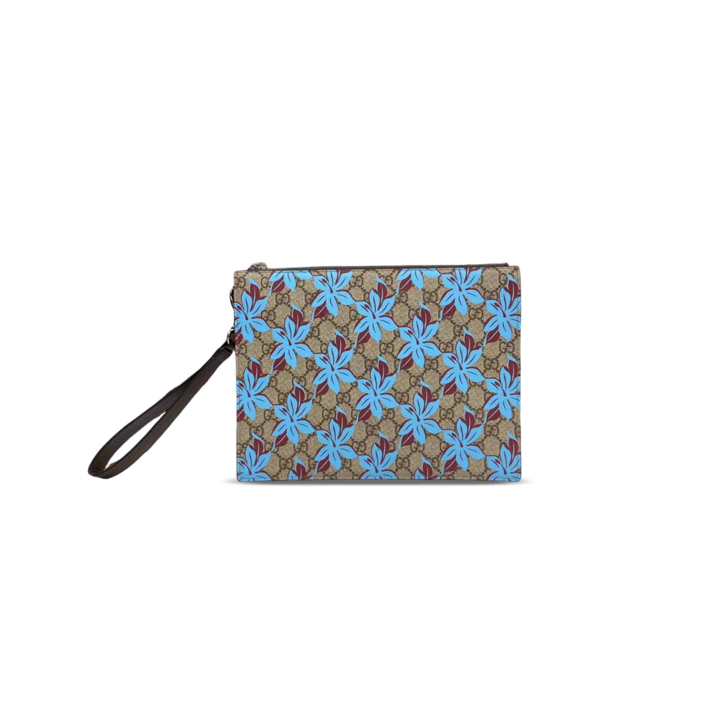 GUCCI PRINTED GG SUPREME POUCH 821155 (28*22*3.5cm)
